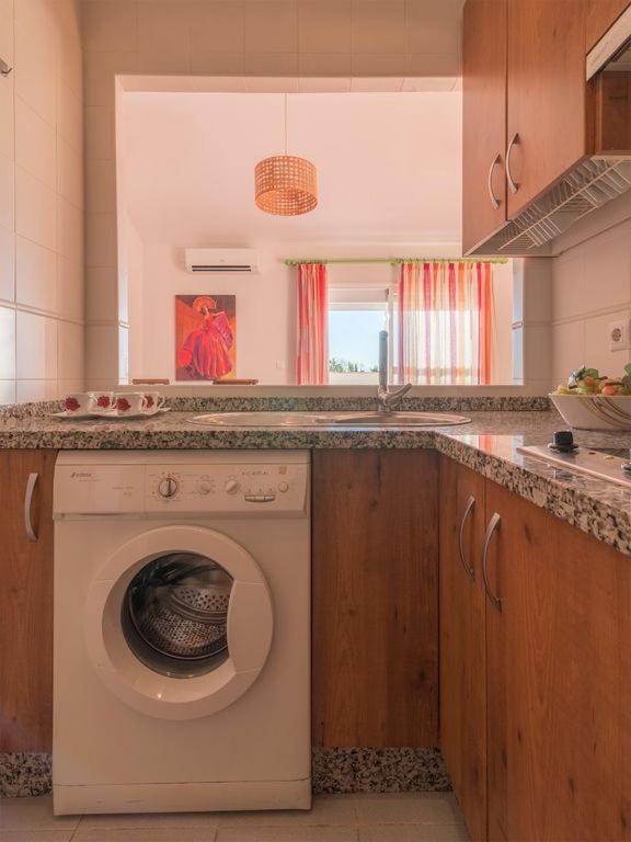Fantastico Atico Con Terraza, Garaje, Wifi, Con Todo Para Playa, Piscina Y Casa Y No Facturar Maletas! El Portil Exteriér fotografie